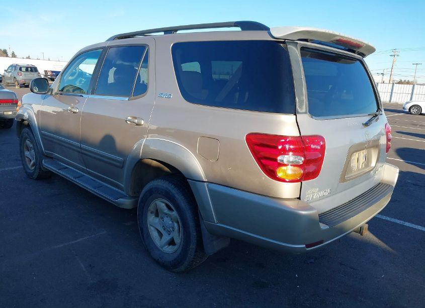 Photo 3 of 2001 Toyota Sequoia SR5 V8 (VIN 5TDBT44A11S022985)