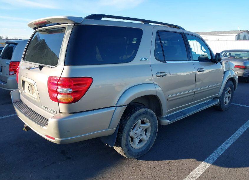 Photo 4 of 2001 Toyota Sequoia SR5 V8 (VIN 5TDBT44A11S022985)