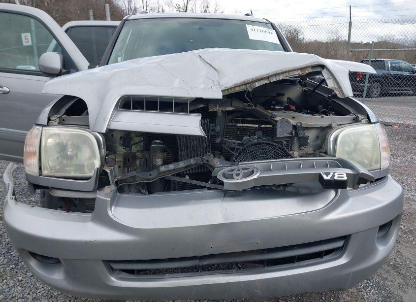 Photo 6 of 2007 Toyota Sequoia SR5 V8 (VIN 5TDBT44A17S282361)