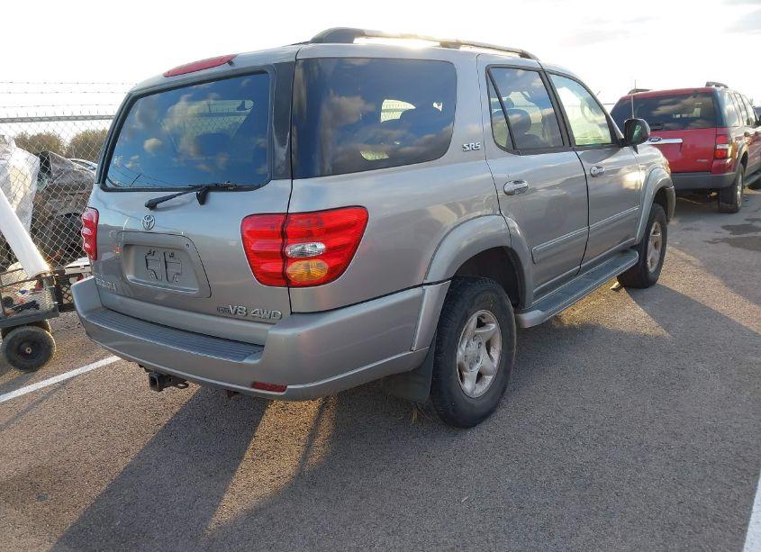 Photo 4 of 2001 Toyota Sequoia SR5 V8 (VIN 5TDBT44A21S041898)