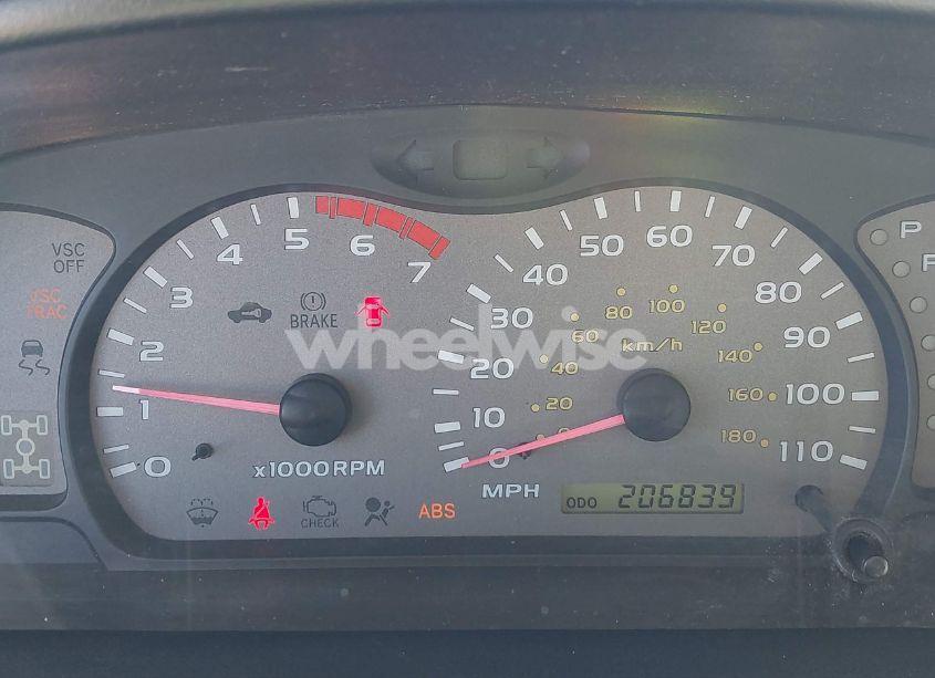 Photo 7 of 2003 Toyota Sequoia SR5 V8 (VIN 5TDBT44A23S147416)