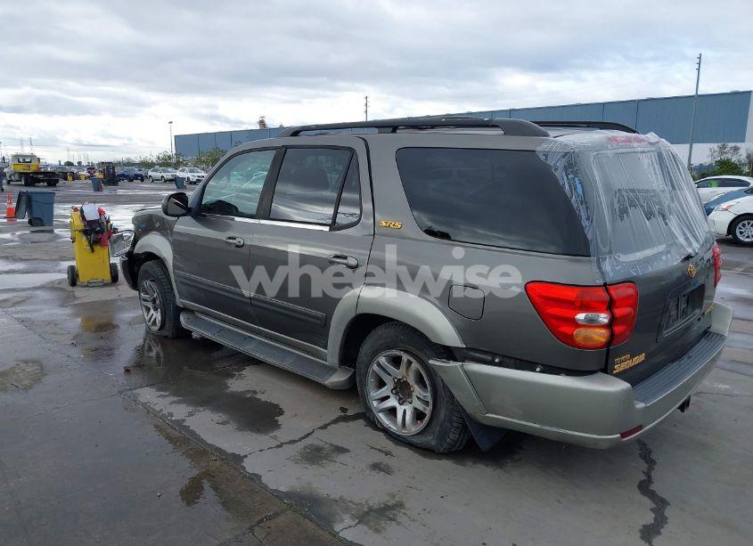 Photo 3 of 2003 Toyota Sequoia SR5 V8 (VIN 5TDBT44A23S158061)