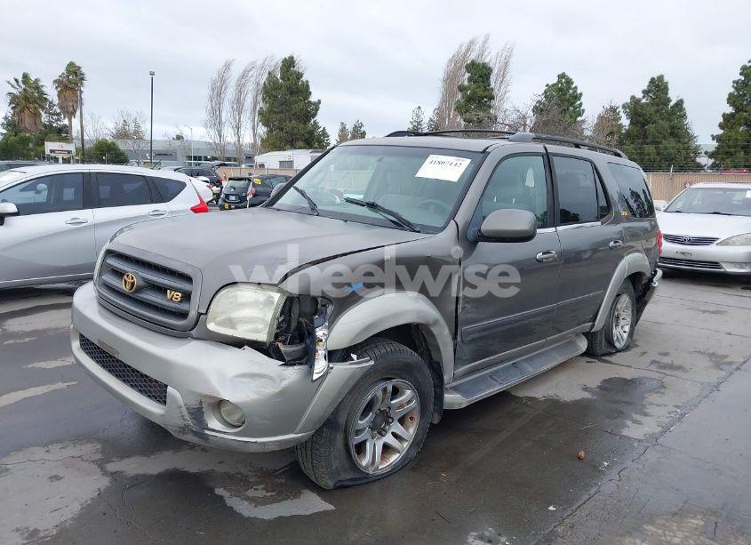 Photo 6 of 2003 Toyota Sequoia SR5 V8 (VIN 5TDBT44A23S158061)
