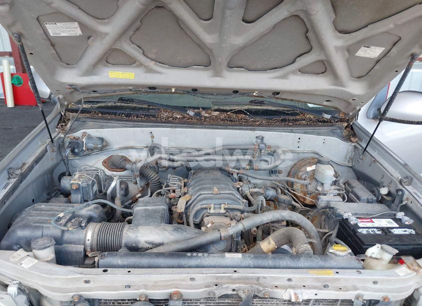 Photo 10 of 2006 Toyota Sequoia SR5 V8 (VIN 5TDBT44A26S264921)