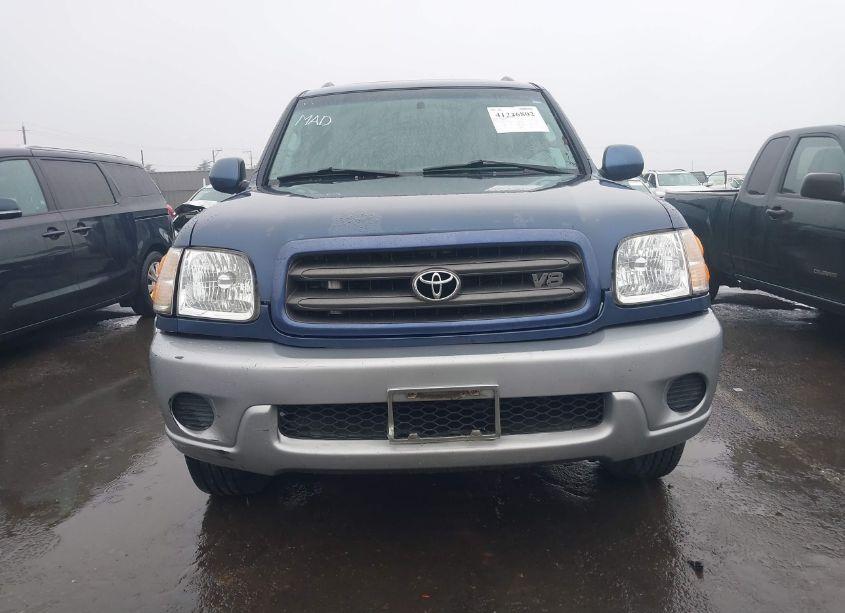 Photo 12 of 2001 Toyota Sequoia SR5 V8 (VIN 5TDBT44A31S053803)