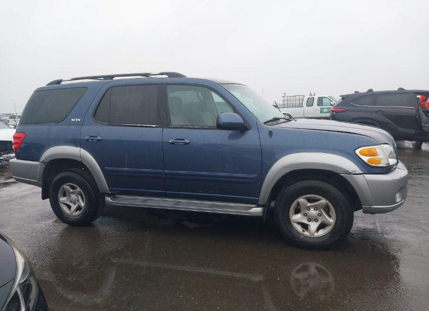 Photo 13 of 2001 Toyota Sequoia SR5 V8 (VIN 5TDBT44A31S053803)