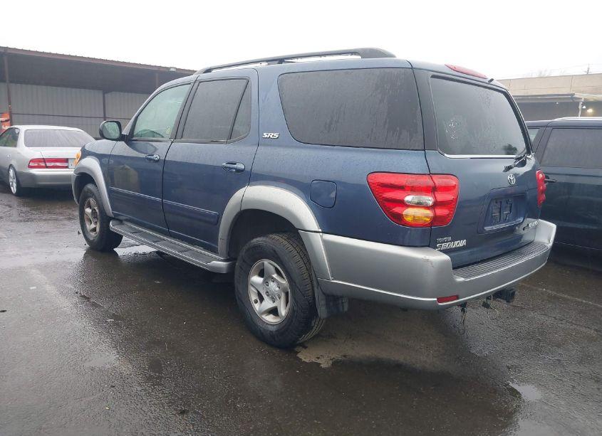 Photo 3 of 2001 Toyota Sequoia SR5 V8 (VIN 5TDBT44A31S053803)
