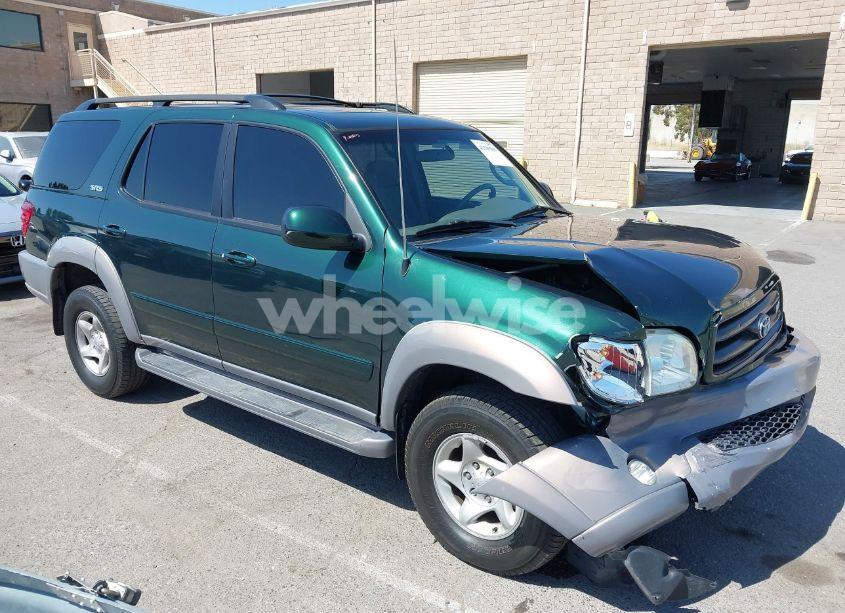 2002 Toyota Sequoia SR5 V8 (VIN 5TDBT44A32S078556) main photo