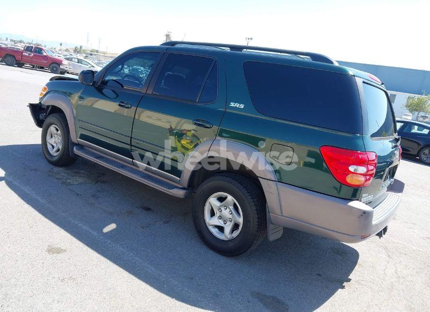 Photo 3 of 2002 Toyota Sequoia SR5 V8 (VIN 5TDBT44A32S078556)