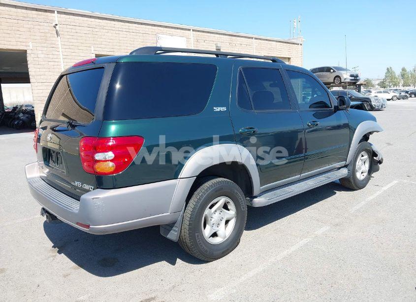 Photo 4 of 2002 Toyota Sequoia SR5 V8 (VIN 5TDBT44A32S078556)