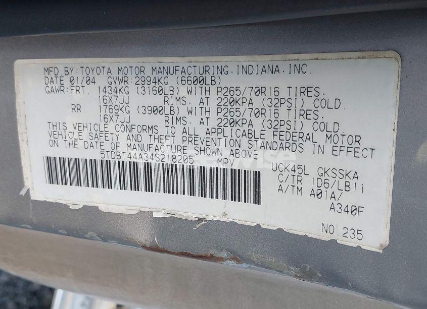 Photo 9 of 2004 Toyota Sequoia SR5 V8 (VIN 5TDBT44A34S218205)