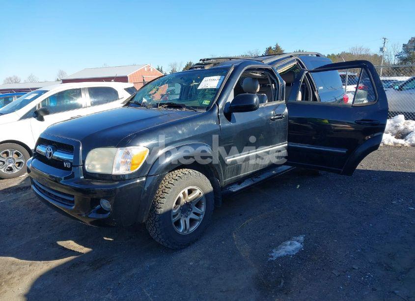Photo 2 of 2005 Toyota Sequoia SR5 V8 (VIN 5TDBT44A35S246264)