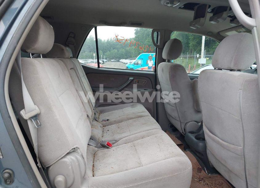 Photo 8 of 2007 Toyota Sequoia SR5 V8 (VIN 5TDBT44A37S279591)