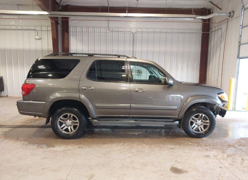 Photo 14 of 2007 Toyota Sequoia SR5 V8 (VIN 5TDBT44A37S285603)
