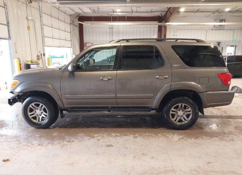 Photo 15 of 2007 Toyota Sequoia SR5 V8 (VIN 5TDBT44A37S285603)