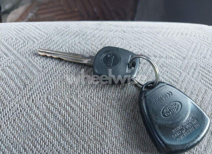 Photo 11 of 2003 Toyota Sequoia SR5 V8 (VIN 5TDBT44A43S173029)