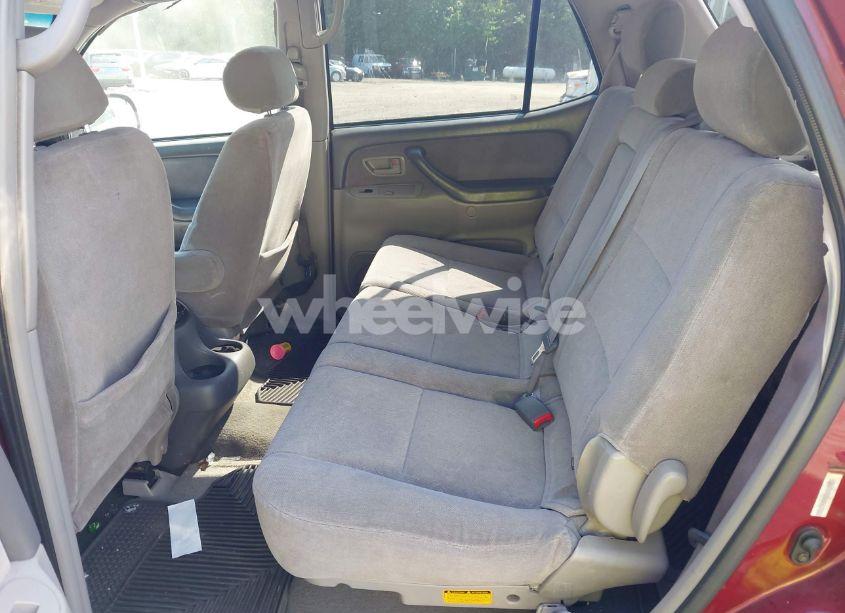 Photo 8 of 2003 Toyota Sequoia SR5 V8 (VIN 5TDBT44A43S173029)