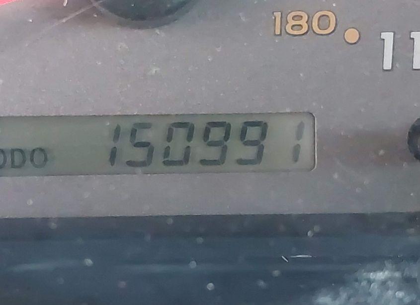 Photo 7 of 2004 Toyota Sequoia SR5 V8 (VIN 5TDBT44A44S210971)