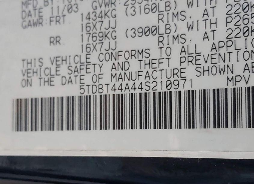 Photo 9 of 2004 Toyota Sequoia SR5 V8 (VIN 5TDBT44A44S210971)