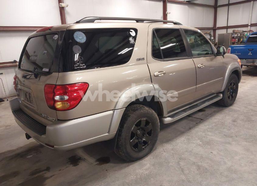 Photo 4 of 2002 Toyota Sequoia SR5 V8 (VIN 5TDBT44A52S134819)