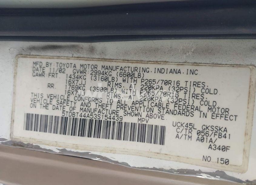 Photo 9 of 2003 Toyota Sequoia SR5 V8 (VIN 5TDBT44A53S154439)