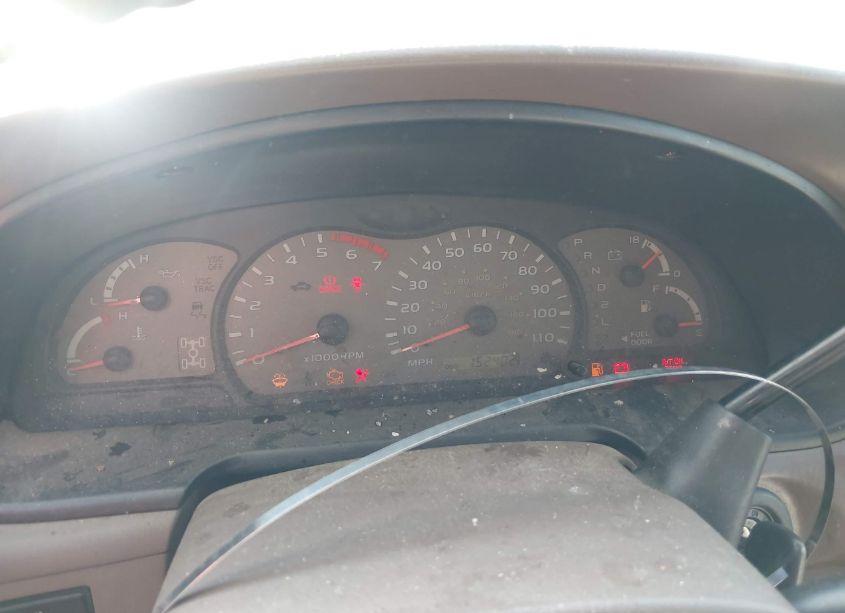 Photo 7 of 2004 Toyota Sequoia SR5 V8 (VIN 5TDBT44A54S205262)