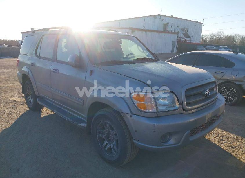 2004 Toyota Sequoia SR5 V8 (VIN 5TDBT44A54S214754) main photo