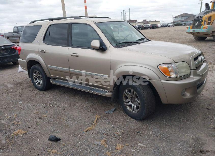 2005 Toyota Sequoia SR5 V8 (VIN 5TDBT44A55S244712) main photo