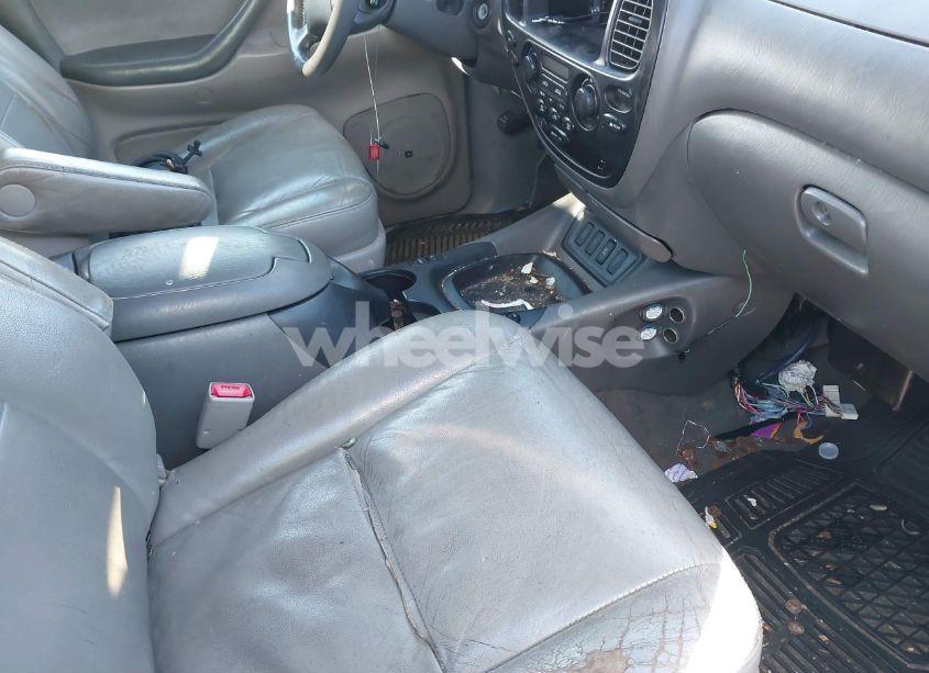 Photo 5 of 2007 Toyota Sequoia SR5 V8 (VIN 5TDBT44A57S279625)