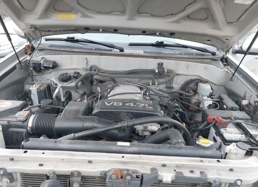 Photo 10 of 2001 Toyota Sequoia SR5 V8 (VIN 5TDBT44A61S015918)