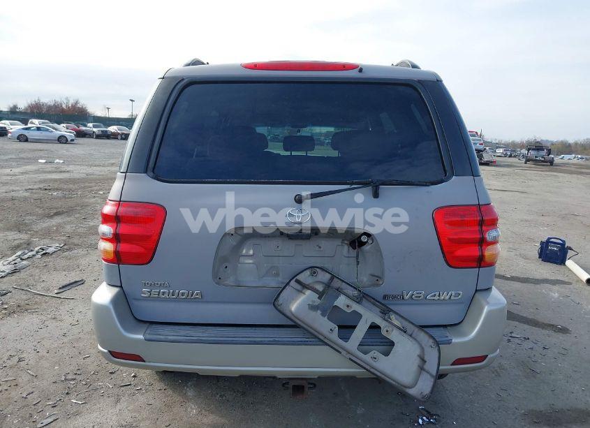 Photo 16 of 2001 Toyota Sequoia SR5 V8 (VIN 5TDBT44A61S028572)