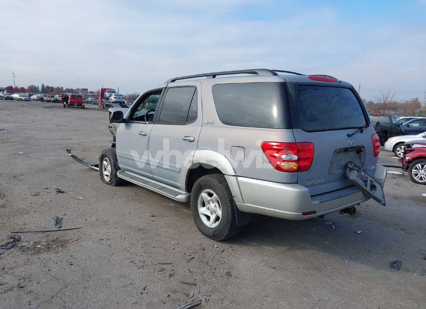 Photo 3 of 2001 Toyota Sequoia SR5 V8 (VIN 5TDBT44A61S028572)