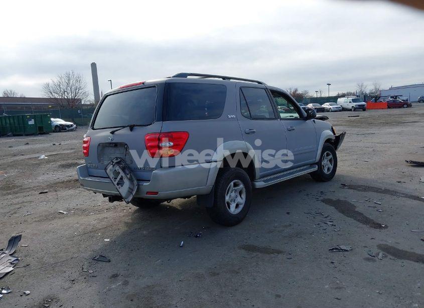 Photo 4 of 2001 Toyota Sequoia SR5 V8 (VIN 5TDBT44A61S028572)