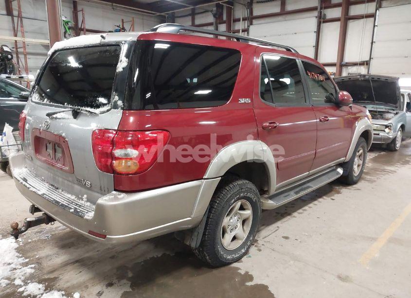 Photo 4 of 2002 Toyota Sequoia SR5 V8 (VIN 5TDBT44A62S083590)