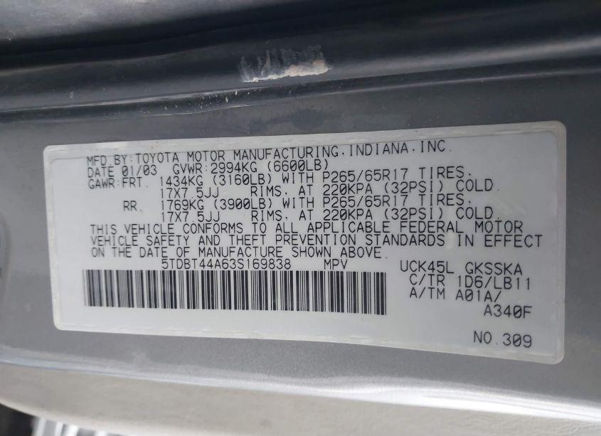 Photo 9 of 2003 Toyota Sequoia SR5 V8 (VIN 5TDBT44A63S169838)