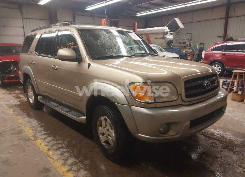 2003 Toyota Sequoia SR5 V8 (VIN 5TDBT44A63S196764) main photo