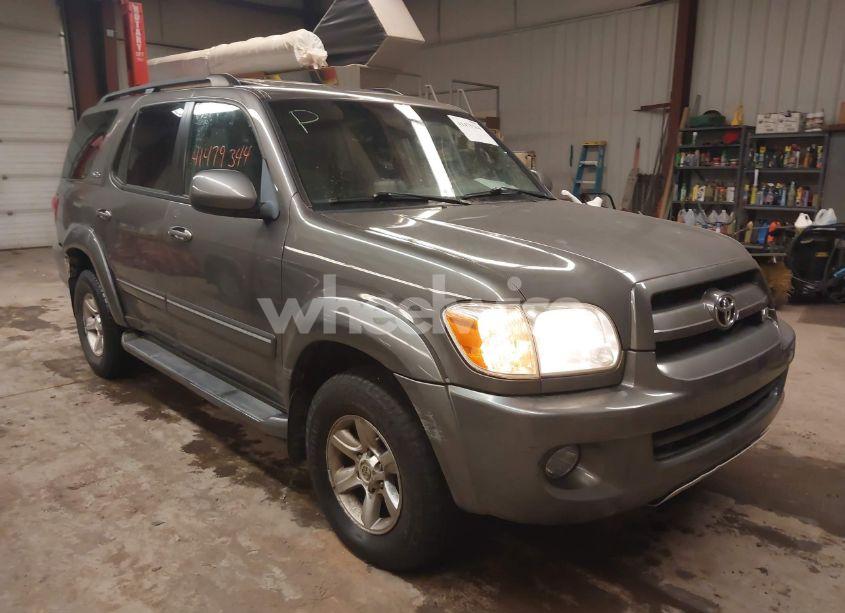 2007 Toyota Sequoia SR5 V8 (VIN 5TDBT44A67S292089) main photo