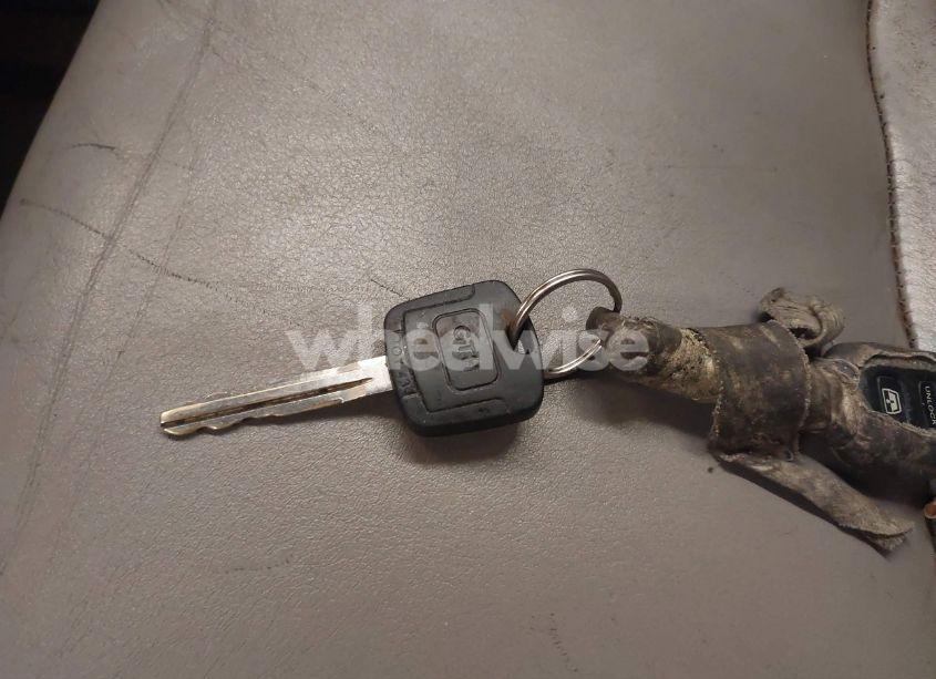 Photo 11 of 2007 Toyota Sequoia SR5 V8 (VIN 5TDBT44A67S292089)