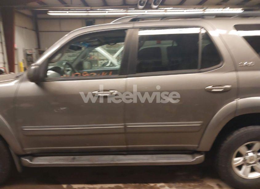 Photo 14 of 2007 Toyota Sequoia SR5 V8 (VIN 5TDBT44A67S292089)