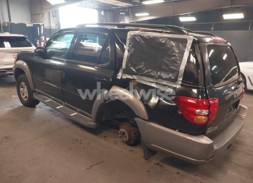 Photo 3 of 2002 Toyota Sequoia SR5 V8 (VIN 5TDBT44A72S081976)