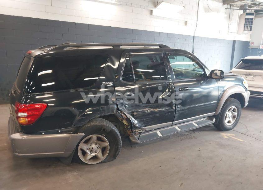 Photo 6 of 2002 Toyota Sequoia SR5 V8 (VIN 5TDBT44A72S081976)