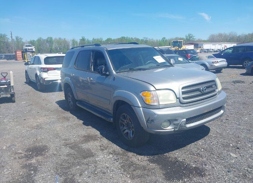 2004 Toyota Sequoia SR5 V8 (VIN 5TDBT44A74S212875) main photo