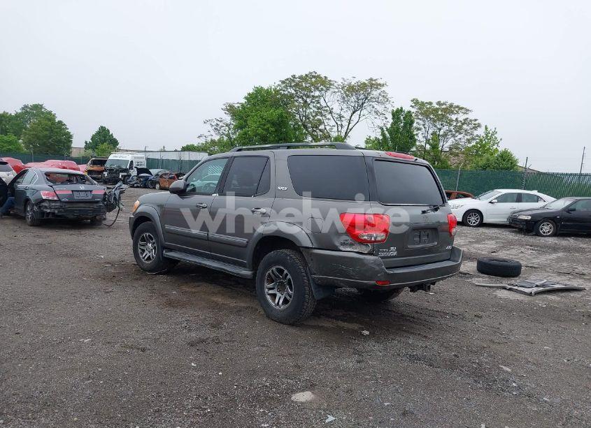 Photo 3 of 2005 Toyota Sequoia SR5 V8 (VIN 5TDBT44A75S240614)
