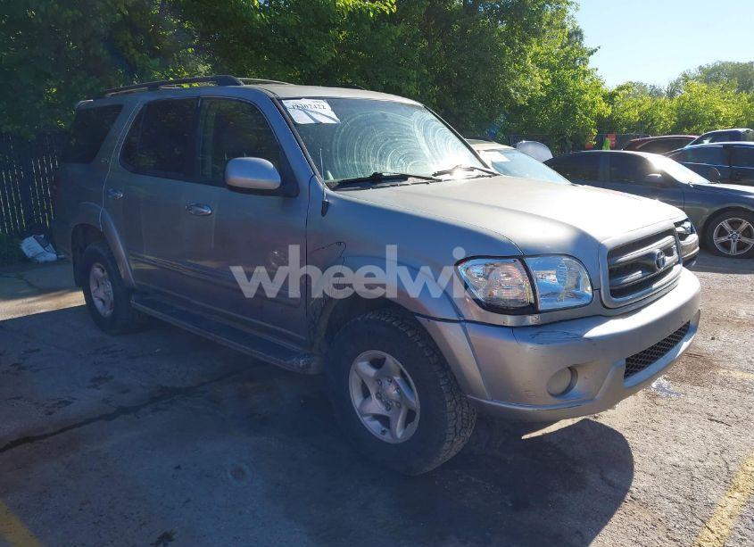 2002 Toyota Sequoia SR5 V8 (VIN 5TDBT44A82S125869) main photo