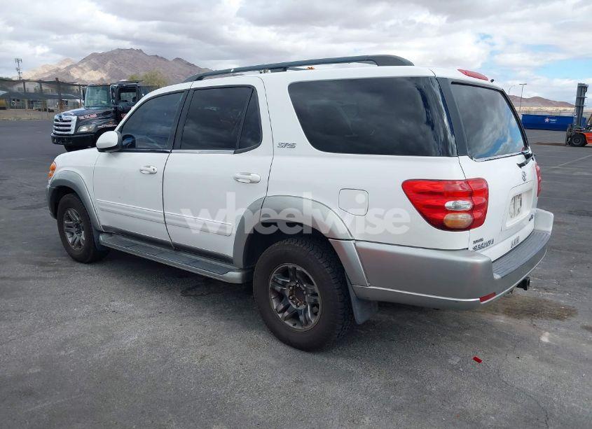 Photo 3 of 2003 Toyota Sequoia SR5 V8 (VIN 5TDBT44A83S172501)