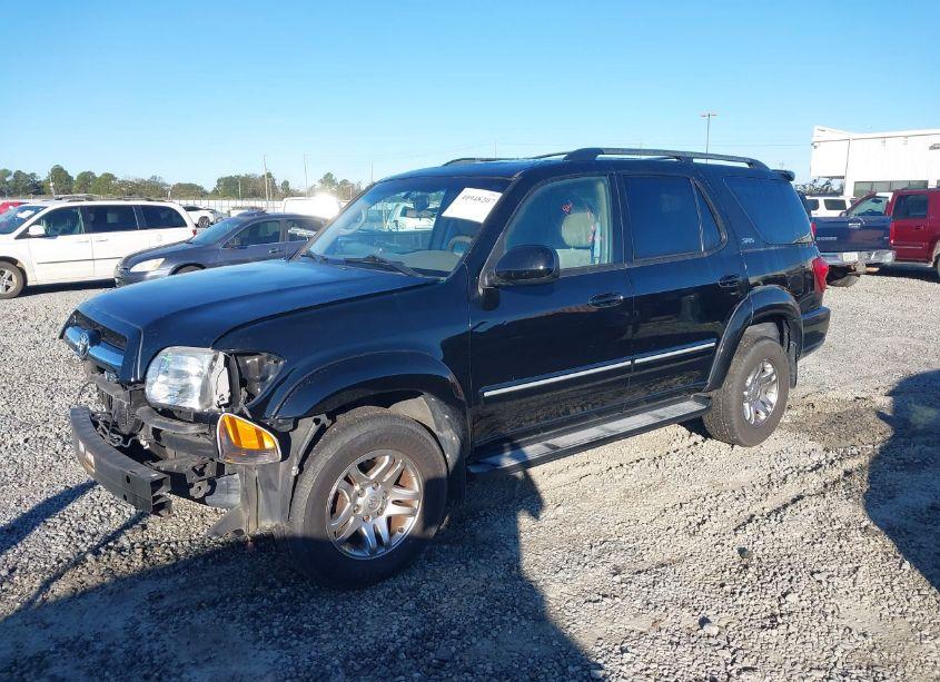 Photo 2 of 2005 Toyota Sequoia SR5 V8 (VIN 5TDBT44A85S244204)