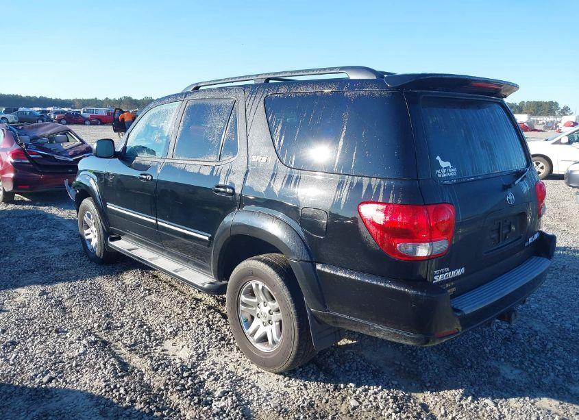 Photo 3 of 2005 Toyota Sequoia SR5 V8 (VIN 5TDBT44A85S244204)