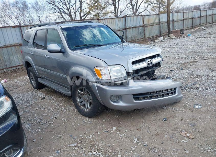 2005 Toyota Sequoia SR5 V8 (VIN 5TDBT44A85S251105) main photo