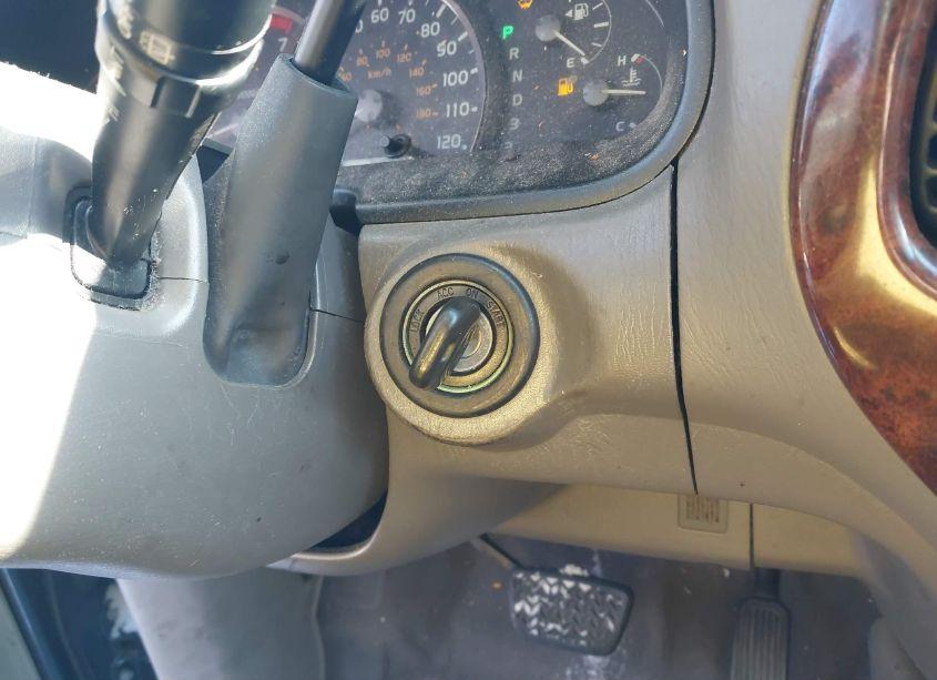 Photo 11 of 2006 Toyota Sequoia SR5 V8 (VIN 5TDBT44A86S273283)