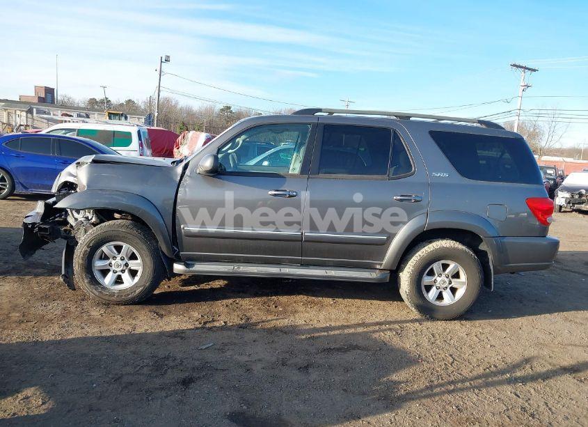 Photo 14 of 2007 Toyota Sequoia SR5 V8 (VIN 5TDBT44A87S277836)
